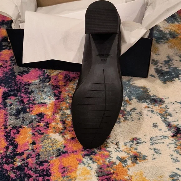 Cole Haan Emory Bow Pump Black Leather 3 inch - Picture 8 of 10